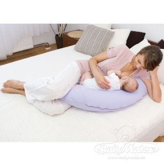 Kojící polštář je dle našeho názoru nezbytným pomocníkem pro nastávající i čerstvé maminky. Znáte jeho všechna využití?...